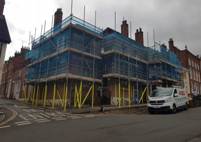 scaffolding erectors