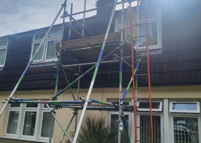 scaffolding erectors